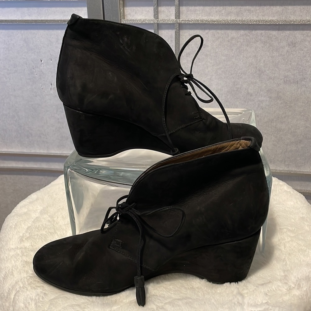 Nwot Anyi Liu Black Suede Tie Up Ankle Boots Size 8.5 - Picture 3 of 6